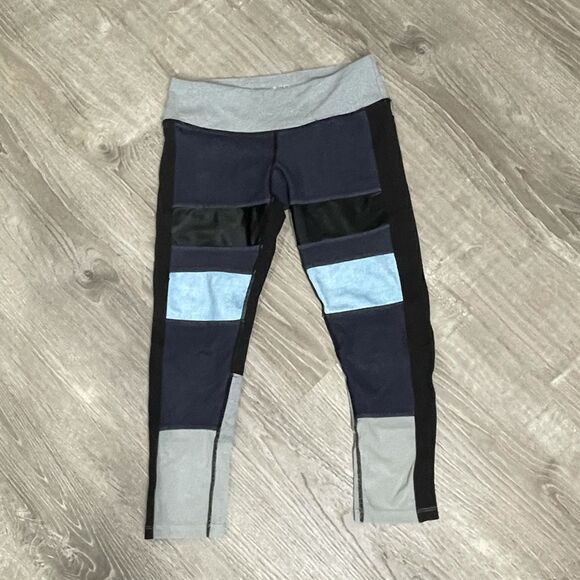 Splits59 Blue  & Grey Patchwork Crops - Picture 1 of 4